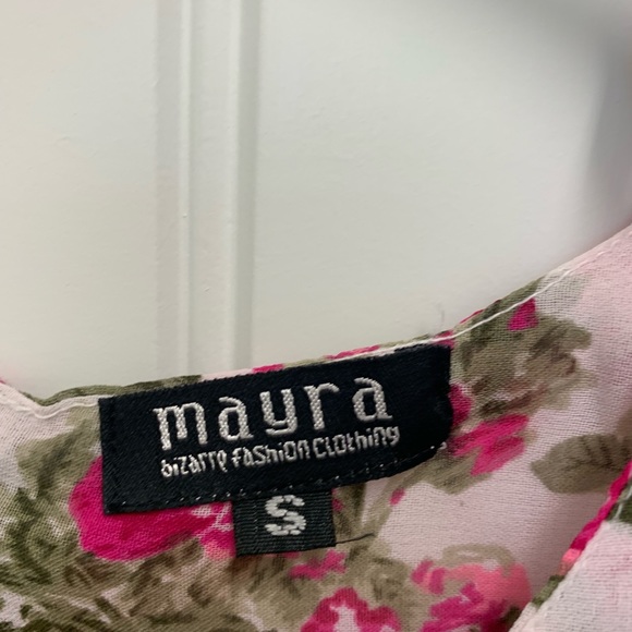 Frilly flowery top - Picture 4 of 4